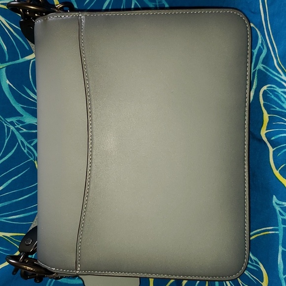 Coach Glovetan Leather Beat Bag Granite - Picture 2 of 10